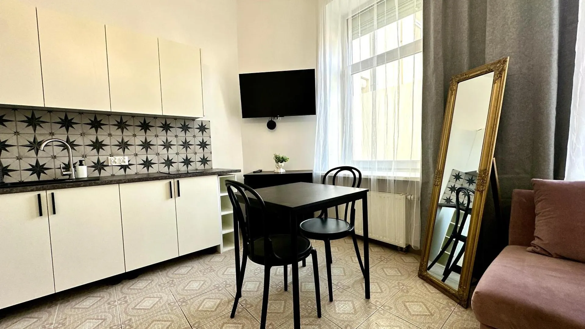 Studio 7-7-6 II Sopot 0*,  Poland
